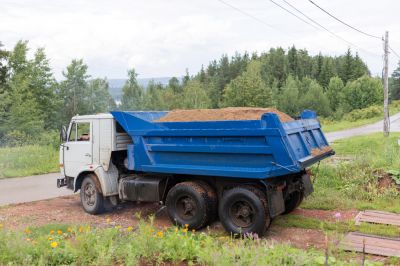 Get Fill Dirt Delivery for Enhanced Landscaping!